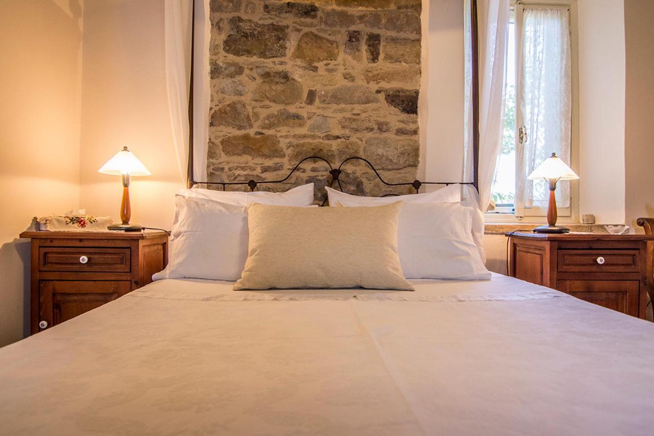 Perleas Hotel Kámbosz Kültér fotó