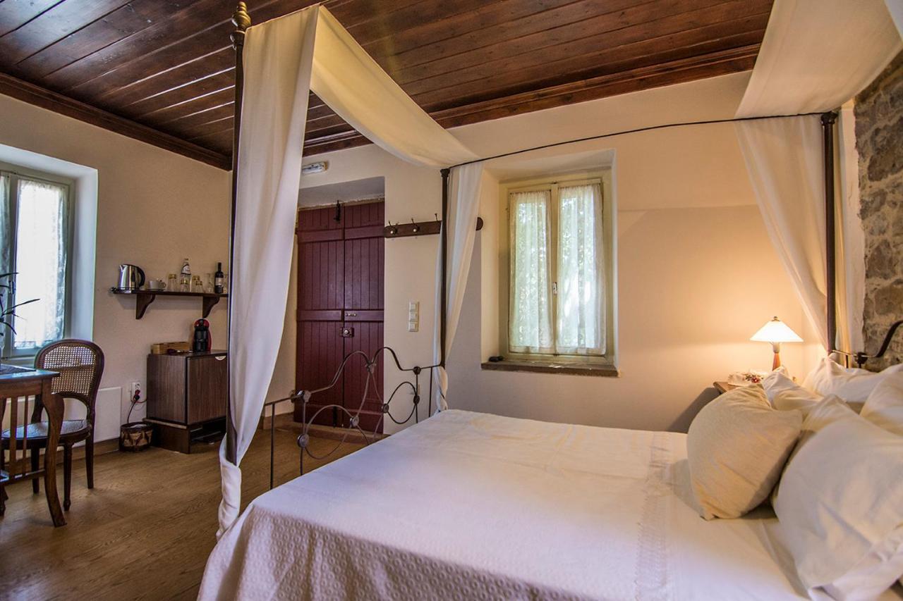 Perleas Hotel Kámbosz Kültér fotó
