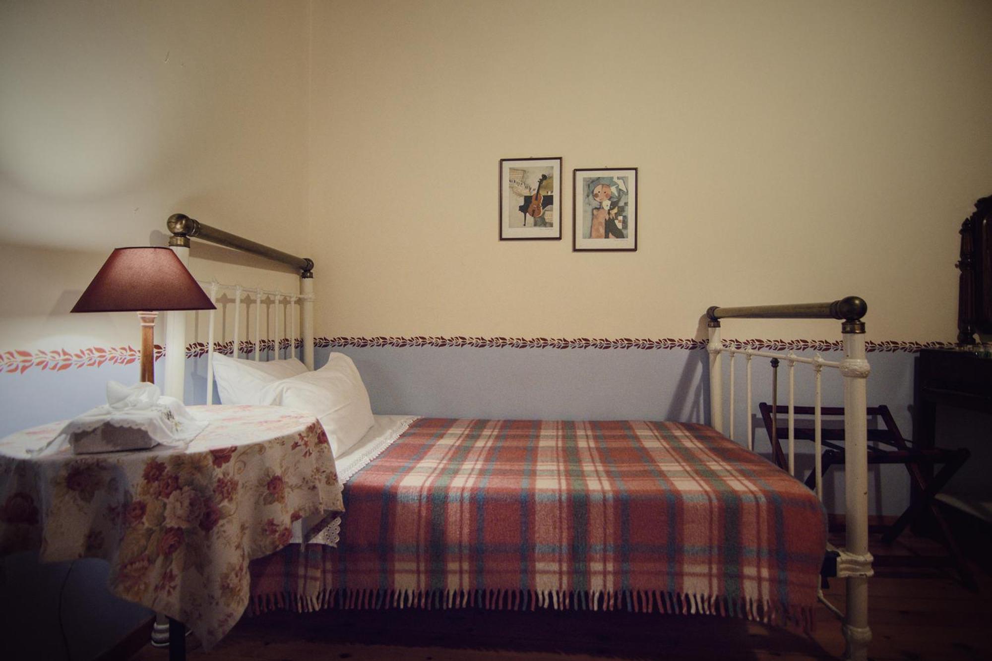 Perleas Hotel Kámbosz Kültér fotó