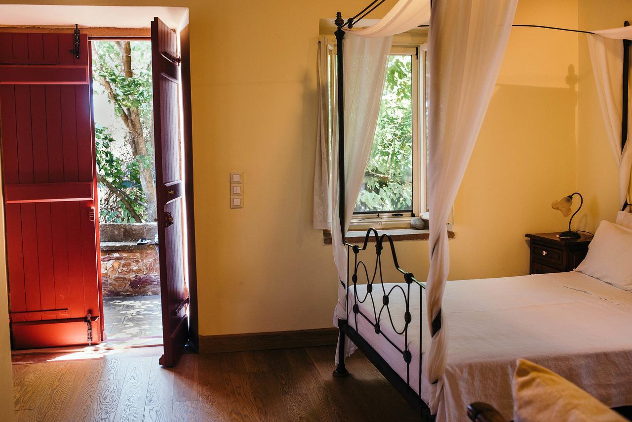 Perleas Hotel Kámbosz Kültér fotó