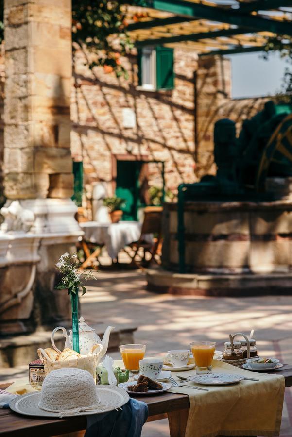Perleas Hotel Kámbosz Kültér fotó