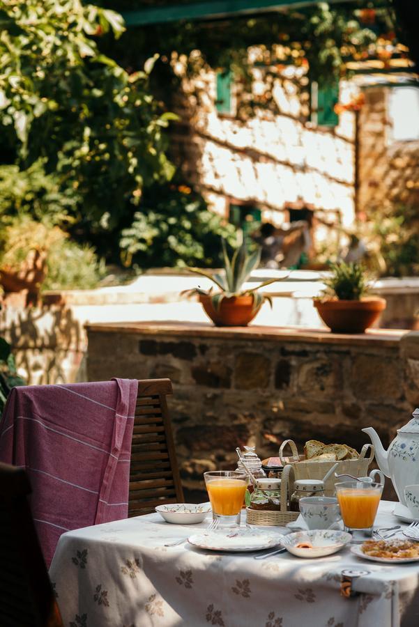 Perleas Hotel Kámbosz Kültér fotó