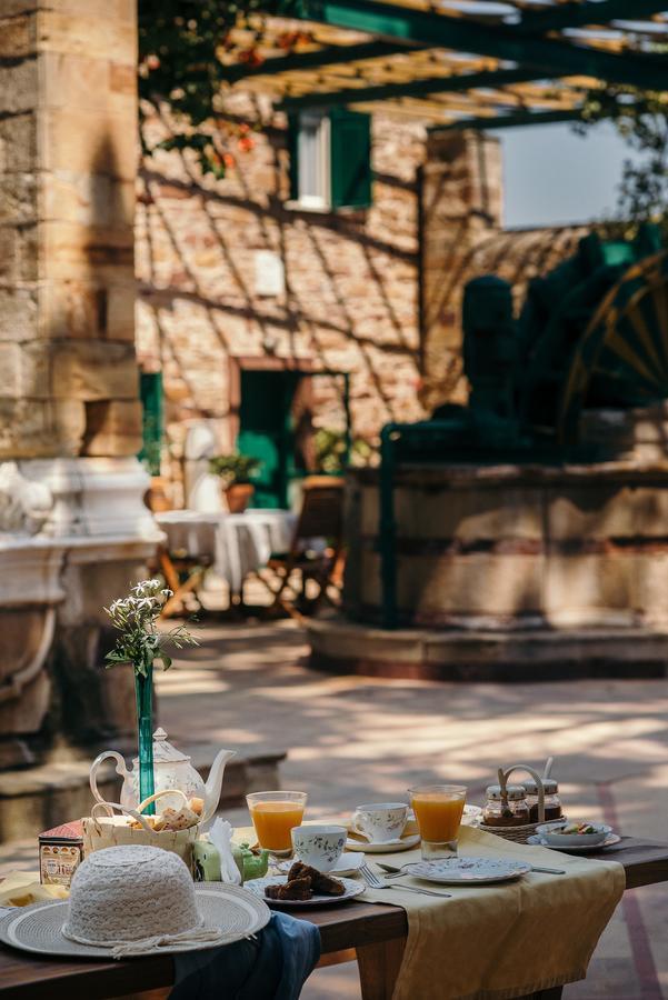 Perleas Hotel Kámbosz Kültér fotó